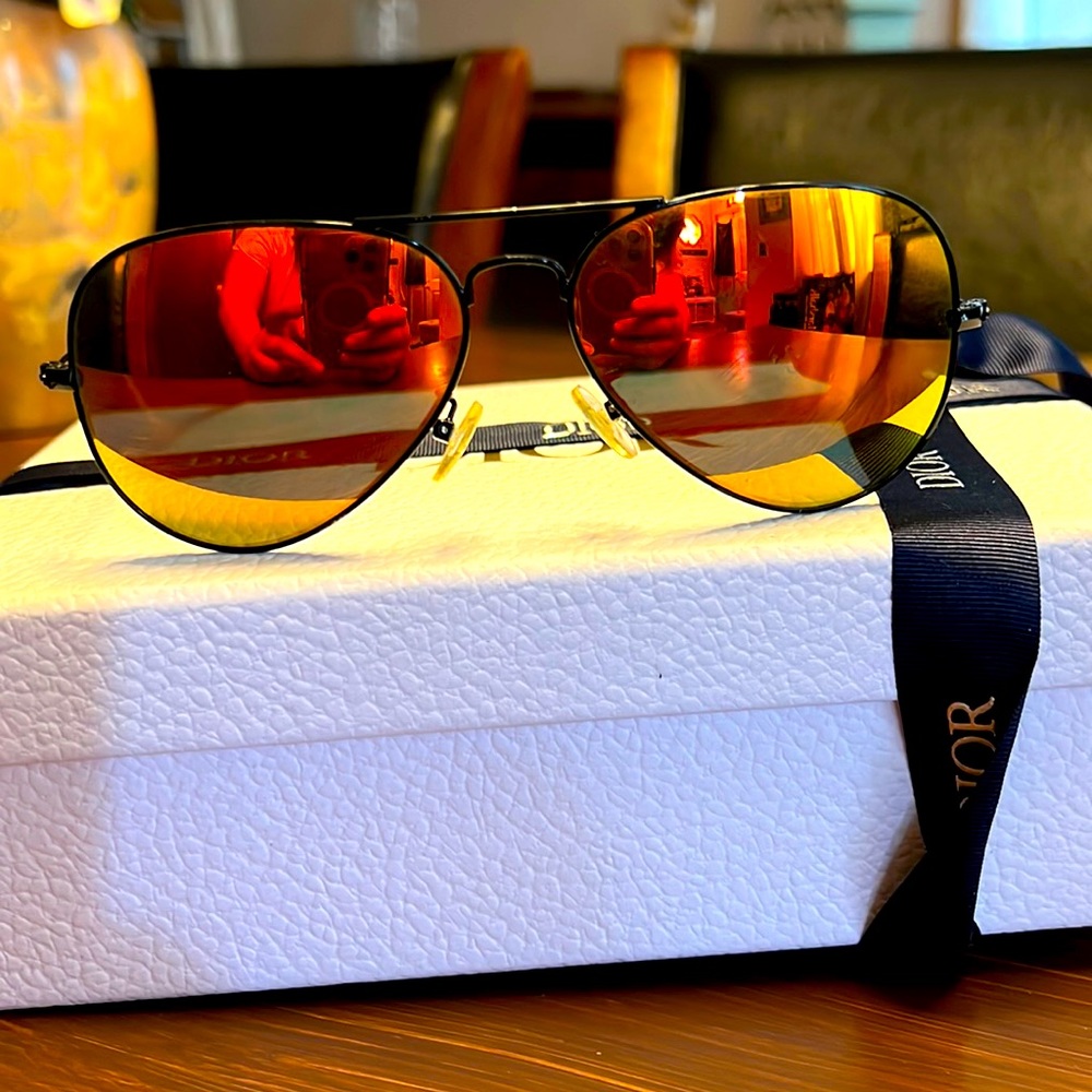 AQS Aviator Sunglasses